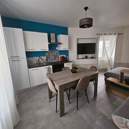 Apartamento Sarl La Famille 1 Angulema Exterior foto