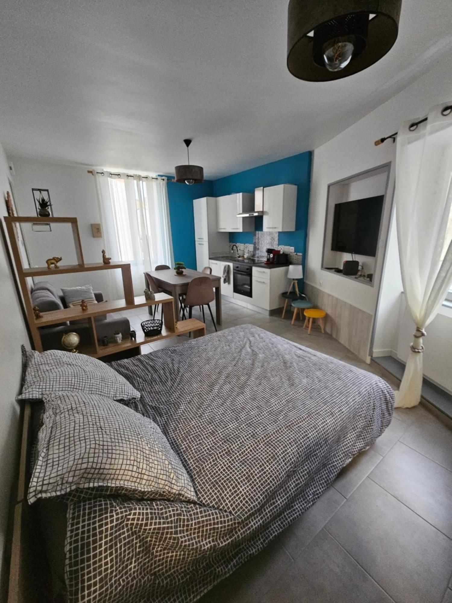 Apartamento Sarl La Famille 1 Angulema Exterior foto