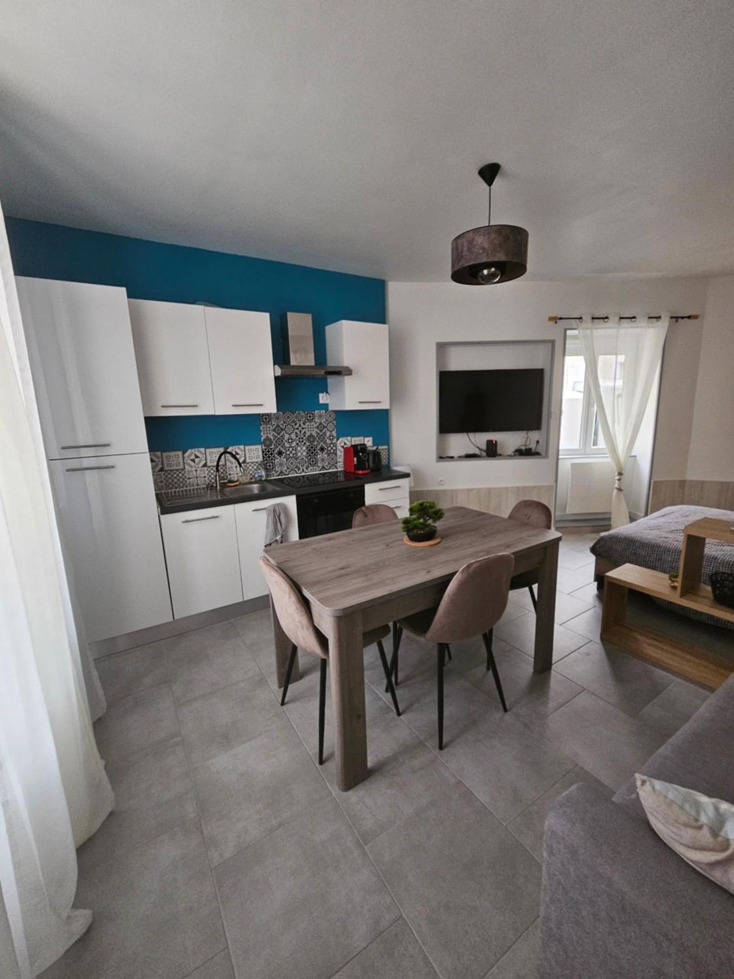 Apartamento Sarl La Famille 1 Angulema Exterior foto