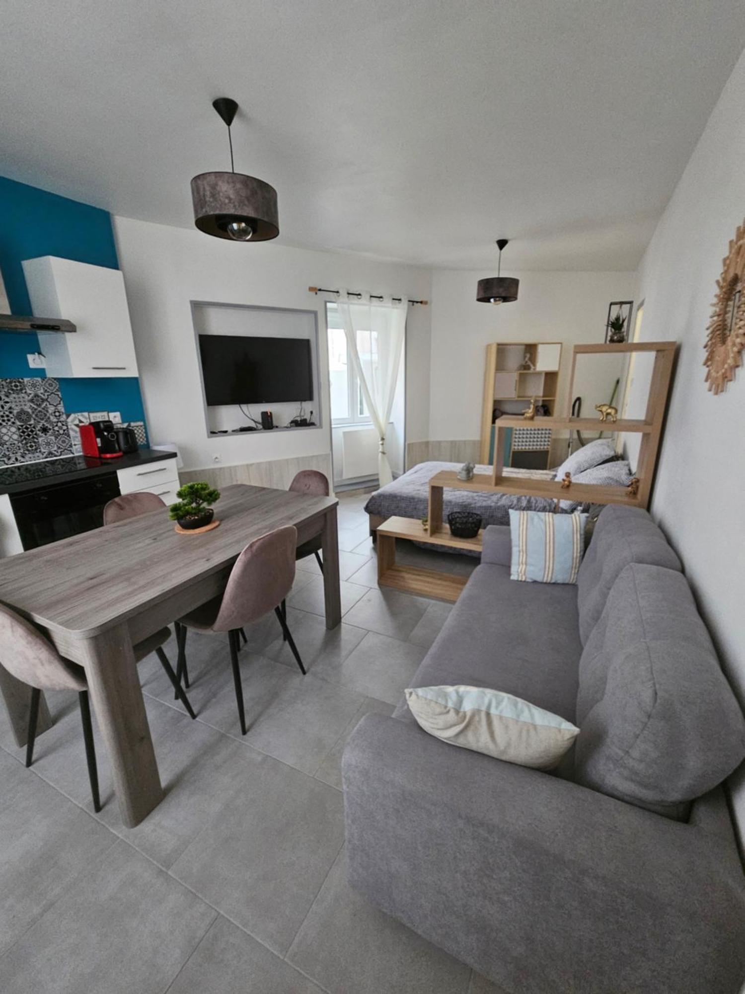 Apartamento Sarl La Famille 1 Angulema Exterior foto